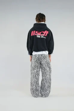 Scuffers Hoodies^Globally Black Hoodie