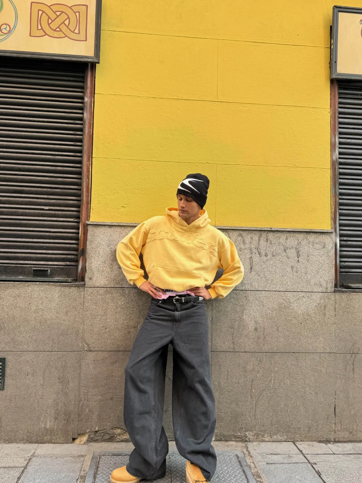 Scuffers Hoodies^Raw Yellow Hoodie